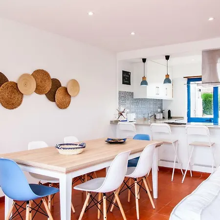 Bispo's Family House *