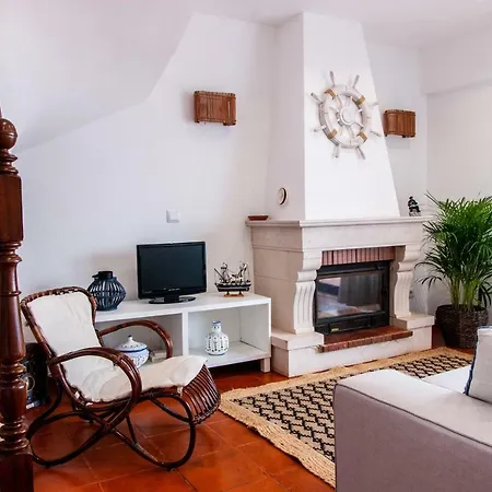 펜션 Bispo's Family House