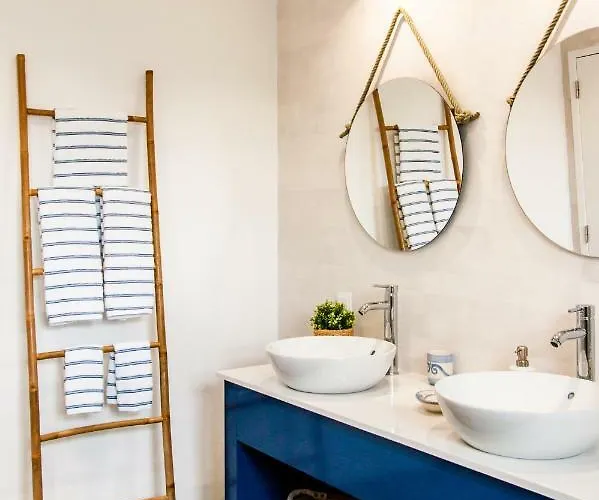 بيت للعطل Bispo's Family House *