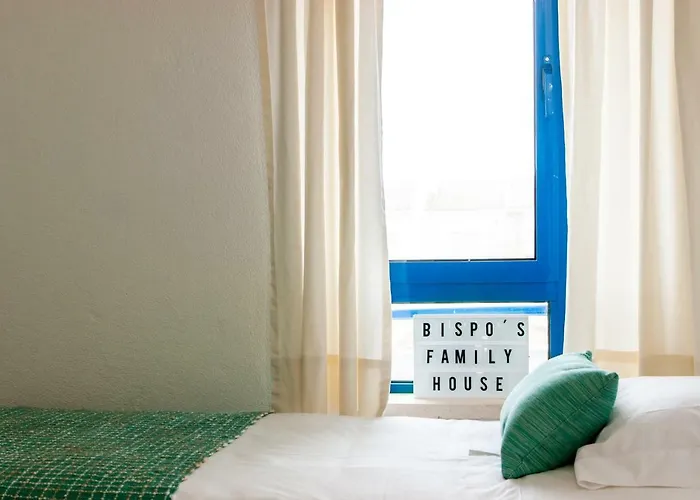 Bispo's Family House بيت للعطل إيريسييرا