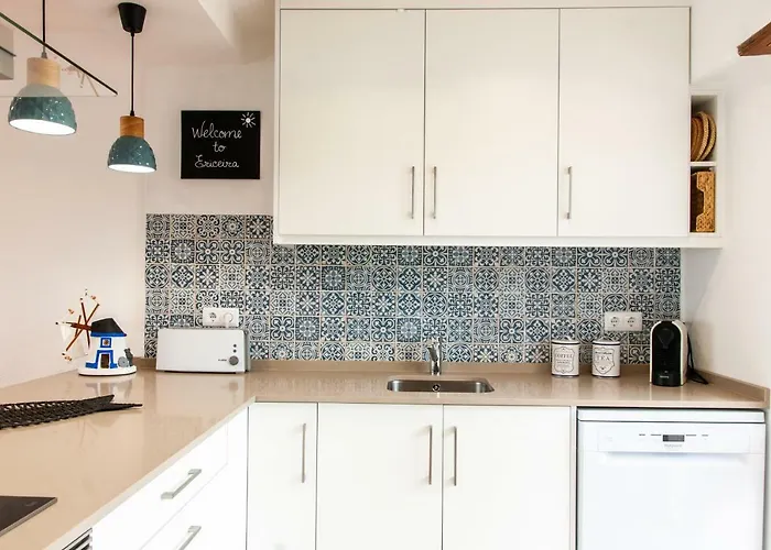 Bispo's Family House إيريسييرا