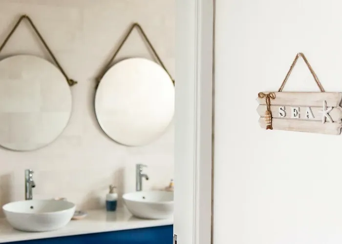 Bispo's Family House بيت للعطل إيريسييرا